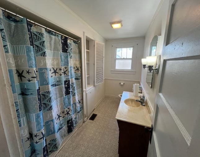 Photo - 1174 W King St