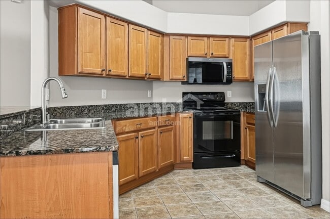 Photo - 25815 Crippen Dr