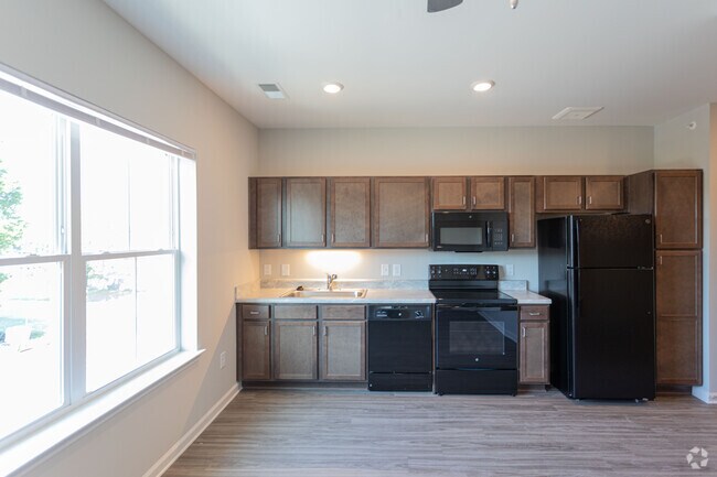 Studio - 500SF