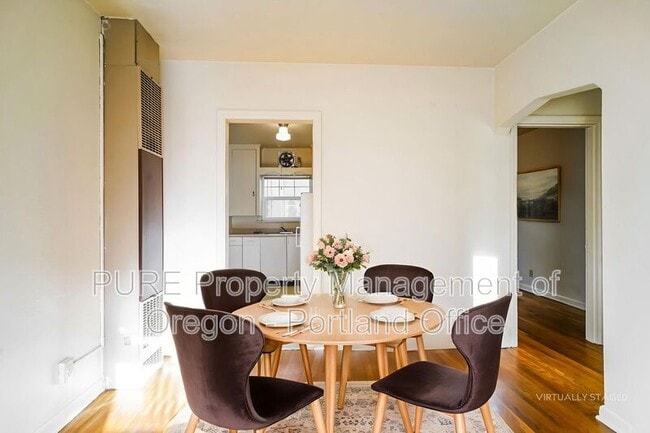 Photo - 715 NE 20th Ave