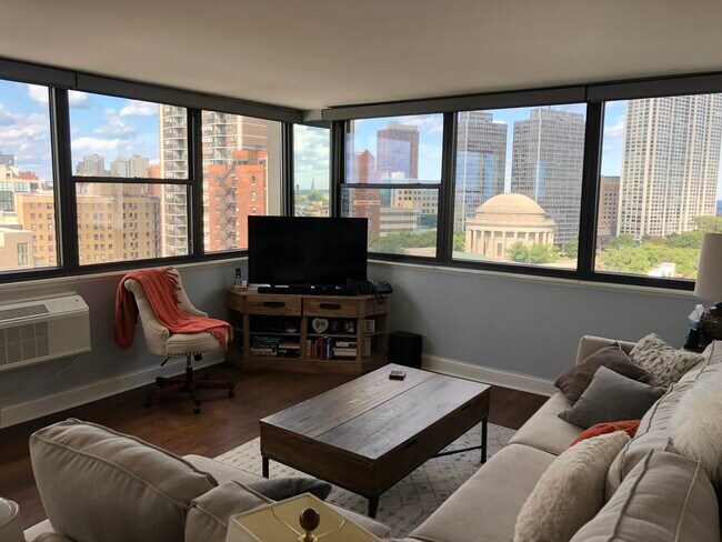 Photo - 2700 N Hampden Ct Unit 14B