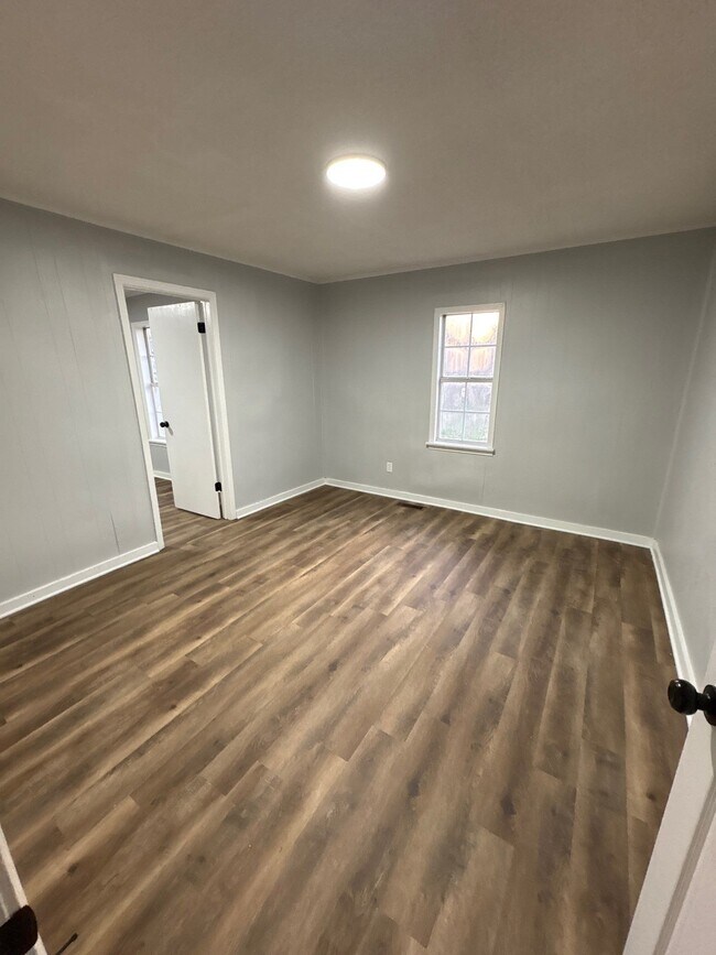 Photo - 951 Norris St