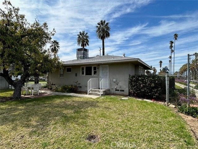 Photo - 696 E Cypress Ave