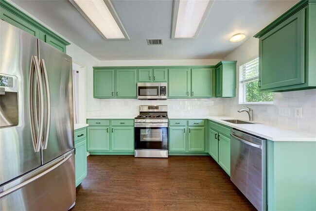 Photo - 1816 W Pflugerville Pkwy