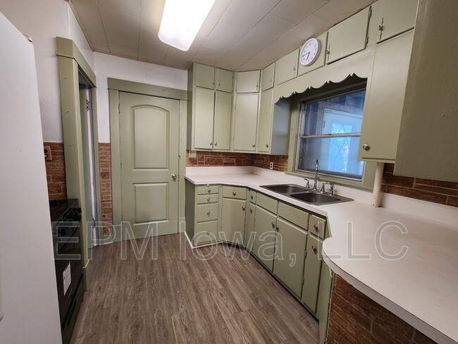 Photo - 1126 Columbia St