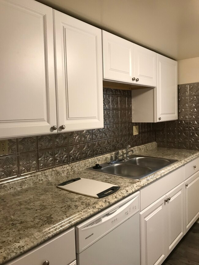 Photo - 910 S State St Unit 910 S. State