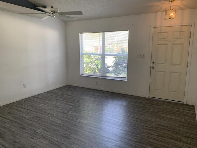 Photo - 14009 Furman Ave