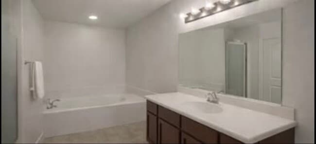 25143 W Maldonado Dr