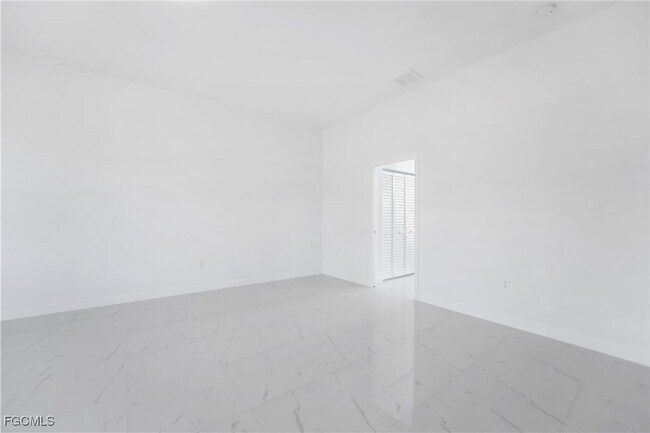 Photo - 2602 73rd St W