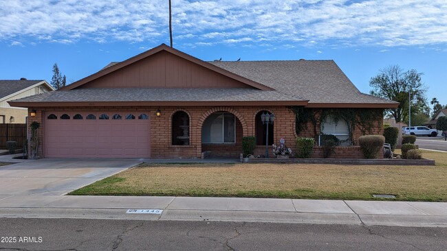 Photo - 1445 E Redmon Dr House