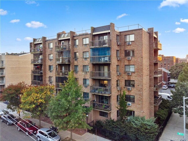 Photo - 38-08 147th St Unidad 1E Rental
