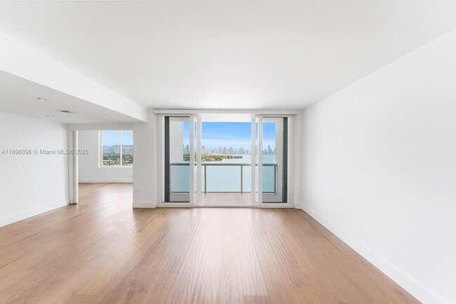 Photo - 1900 Sunset Harbour Dr Unidad 1814