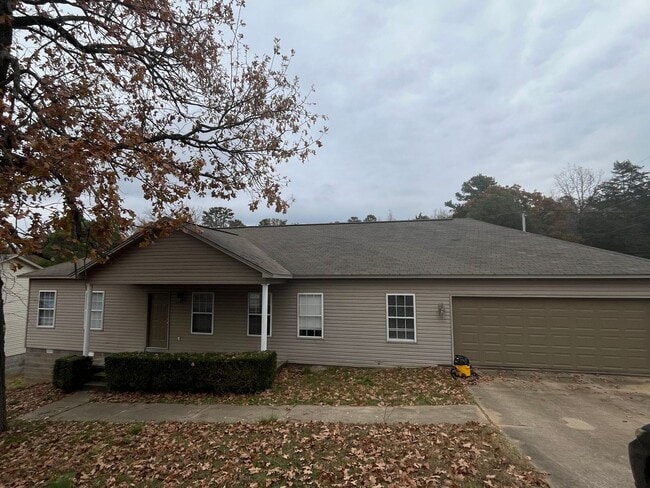 Building Photo - 603 Preston Dr