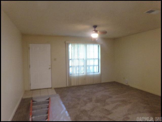 Photo - 610 S Maple St