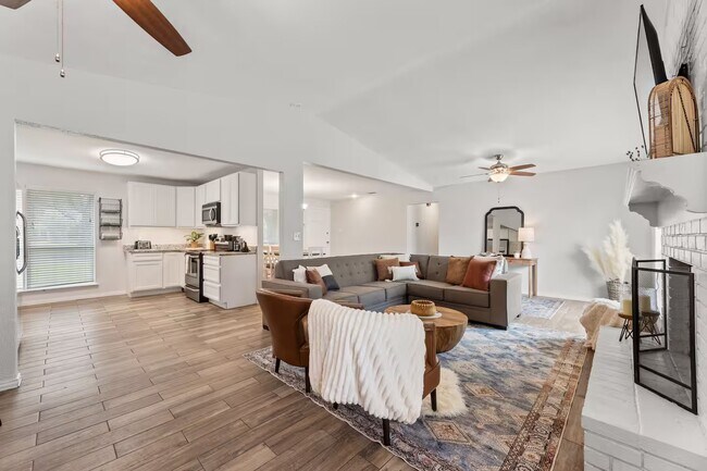 Photo - 2018 Sandy Trail