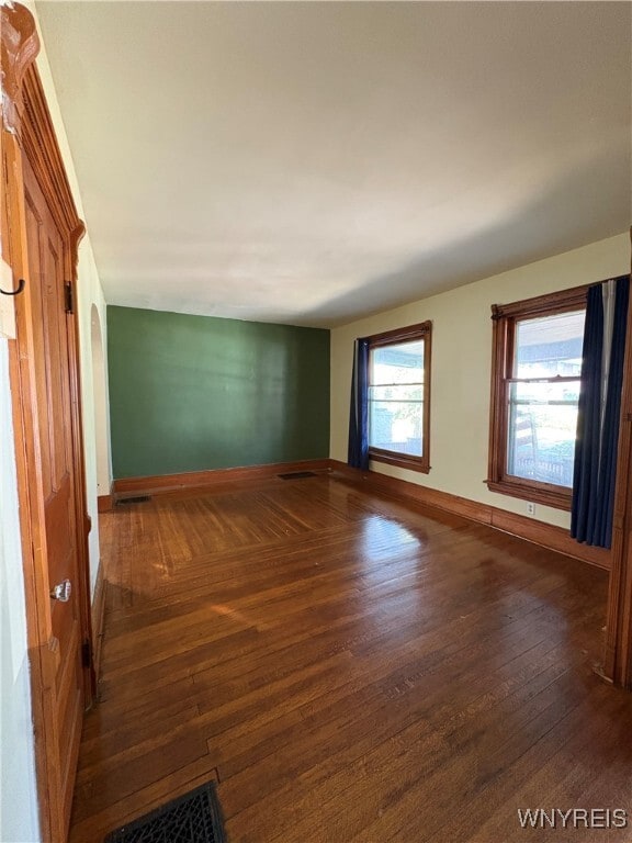 Photo - 497 Breckenridge St