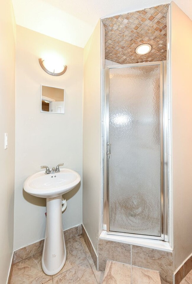 Photo - 2 Bed 2 Bath Townhome in Broad Ripple! Nature Trails!