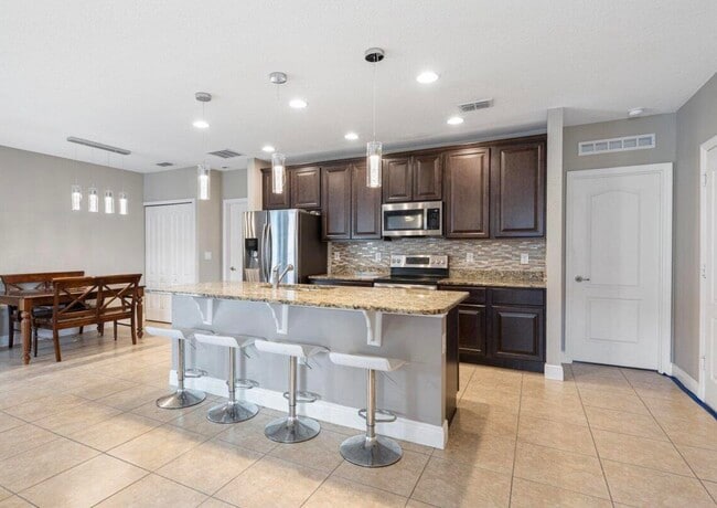 Photo - 3650 SW Rivera St