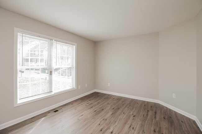 Photo - 6803 Campbell Burn Ct