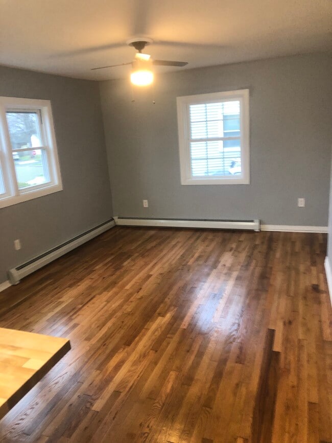 Building Photo - 114 Cortland Cir Unit 114