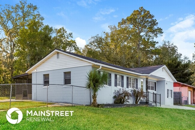 Photo - 190 Capella Rd