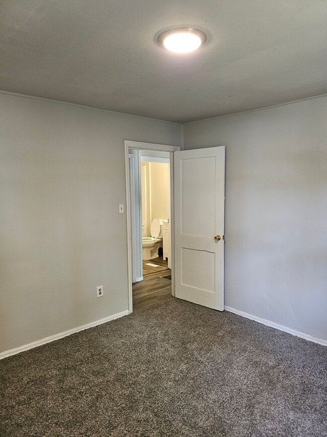 Photo - 2 bed house with a garage