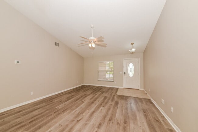 Photo - 4637 72nd Ct E