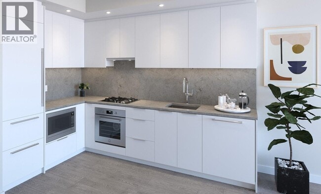 Photo - 6138 Birney Ave Unit 609