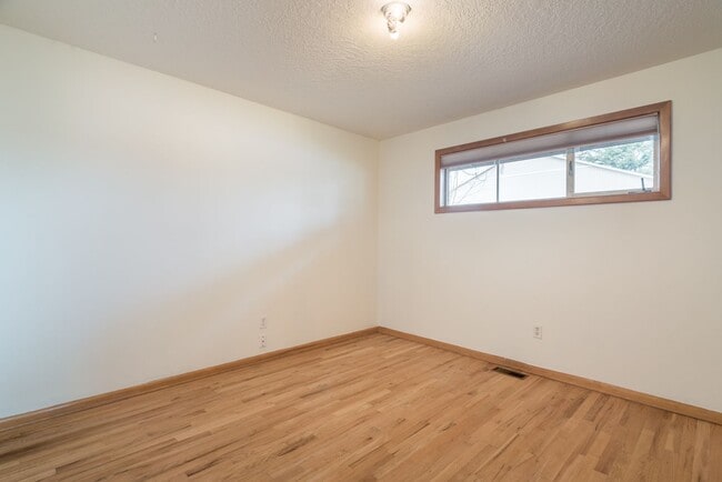 Photo - SE Walnut (Hillsboro) Unit 515 SE 12th