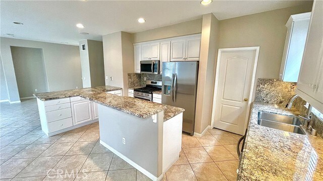 Photo - 17543 Nutwood Dr