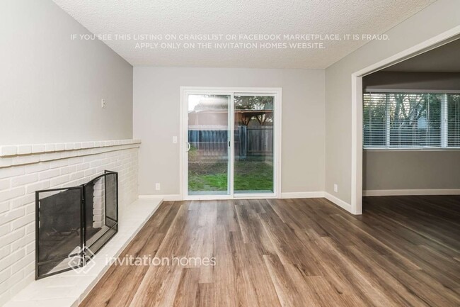 Photo - 1024 Woodridge Dr