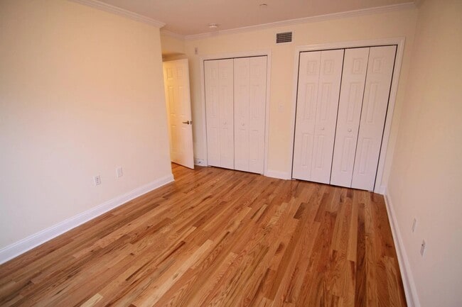 Photo - 50 Langdon St Unidad 55-7