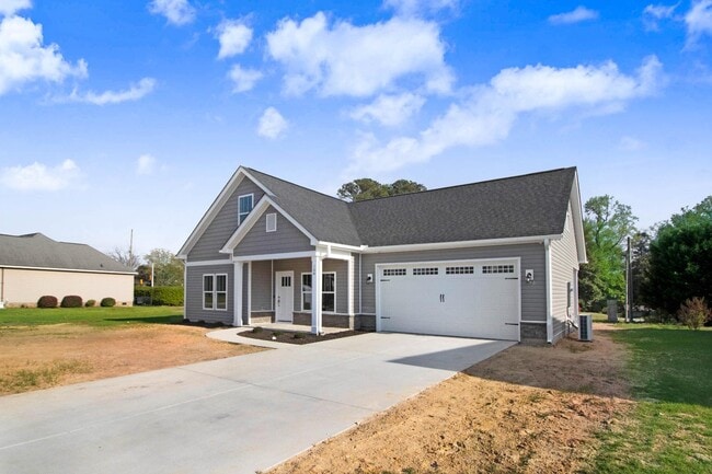 Photo - 106 Kingston Cir