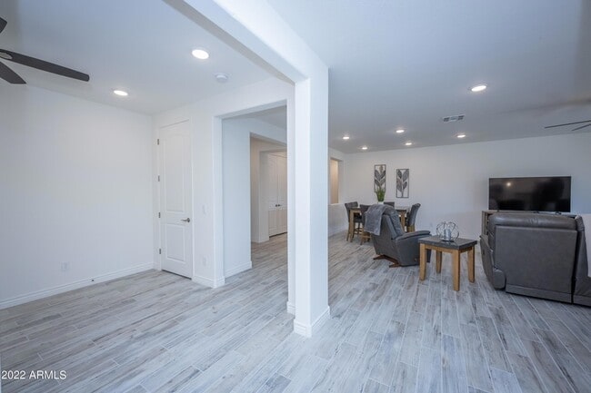 5100 E Rancho Paloma Dr