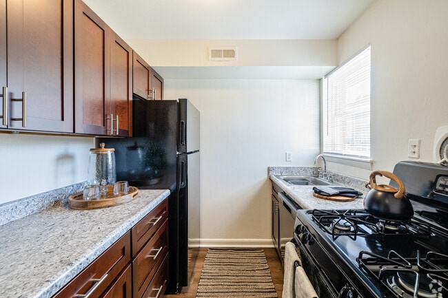 Building Photo - Village at the Arbors Rental