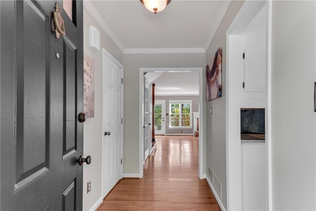 Photo - 1427 Old Virginia Ct SE
