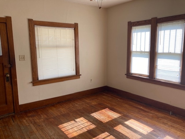 Photo - 314 W 5th St