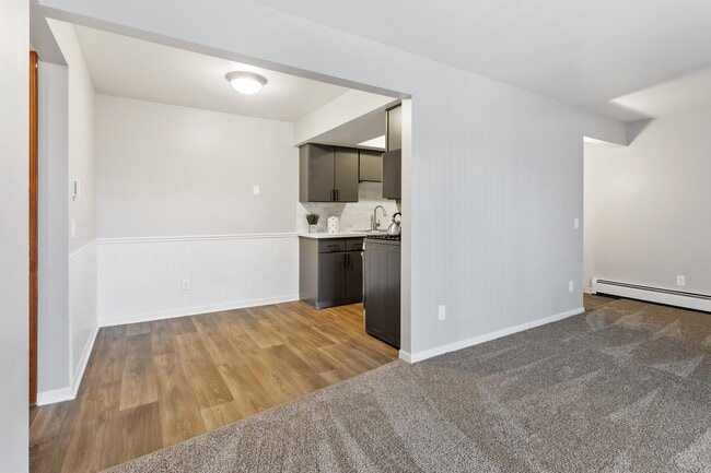 Renovado - Cottonwood Forest Apartments