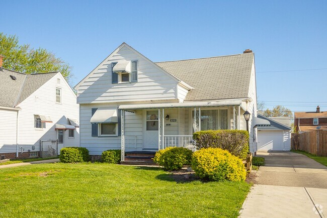 Building Photo - Charming 3 bedroom/2 bath House, Parma!