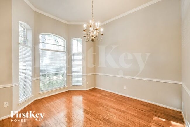 Photo - 9111 Point Park Dr