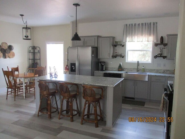 Photo - 301 N 1st Ave