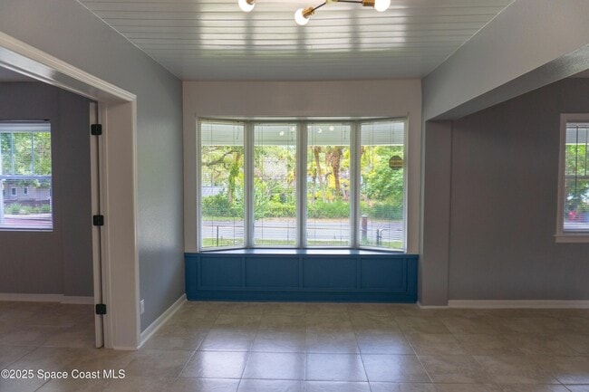 Photo - 1712 Pineapple Ave