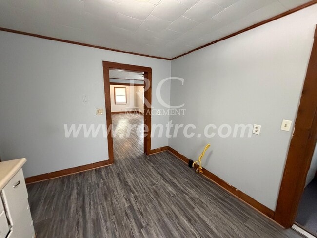 Photo - 1206 Robinson-