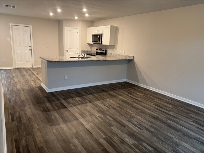 Photo - 15520 Taylorcrest Dr