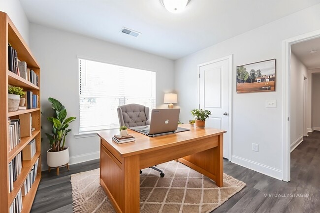 Photo - 120 Renwood Rd