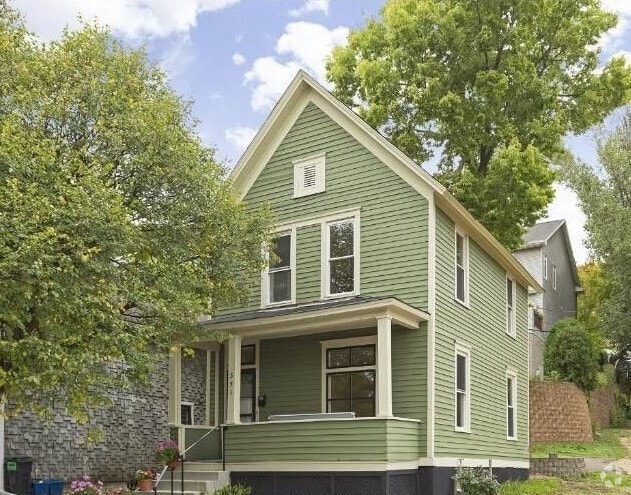 Building Photo - 351 Grand Ave Rental