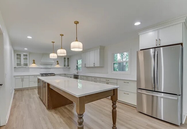 Kitchen - 11506 Rolling Springs Dr
