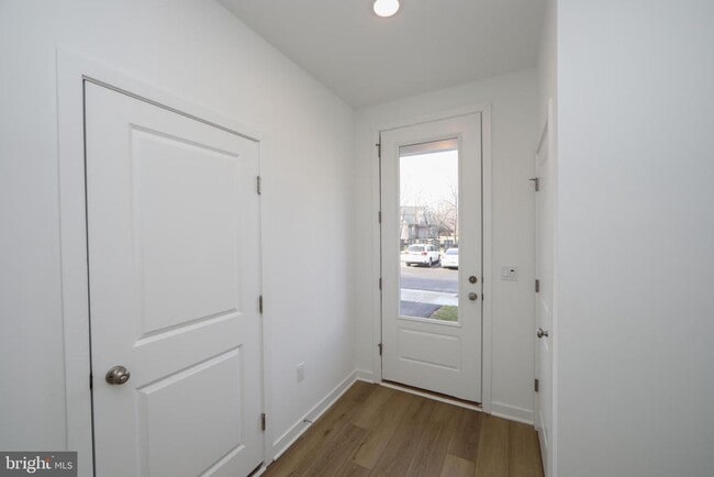 Photo - 65 Basswood St