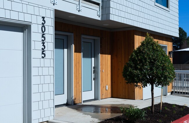 30535 SW Magnolia Ave Unit 300