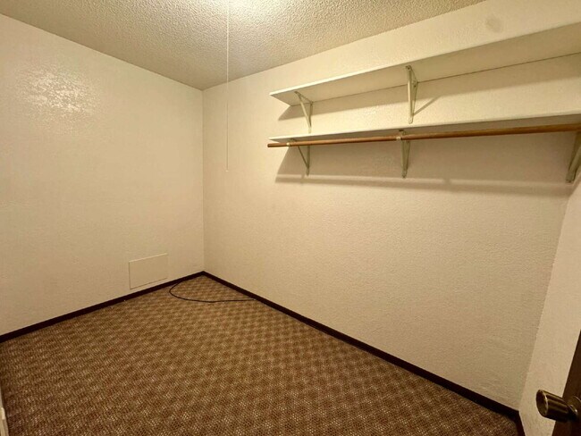 Photo - 2-3 3 Michael St Unidad Apt 9